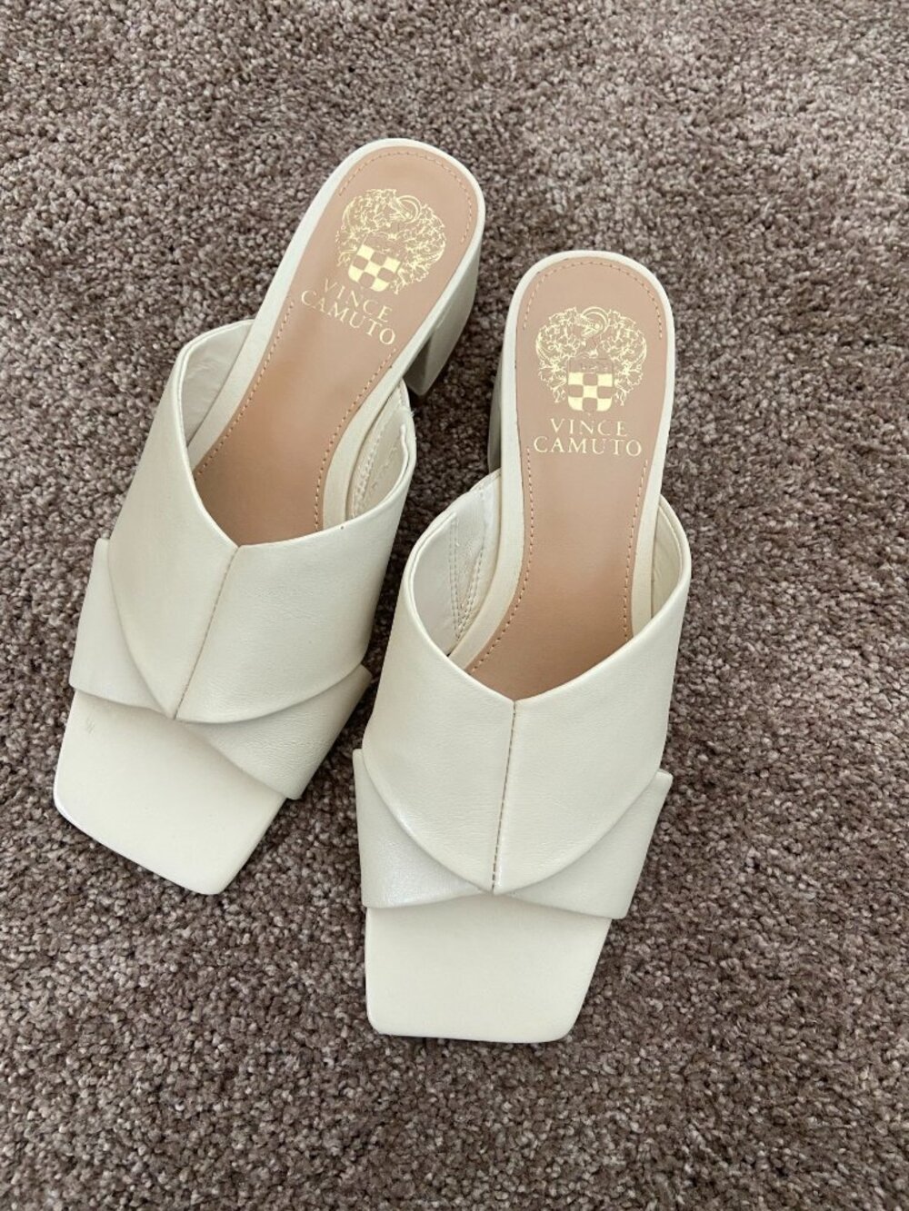 Vince Camuto Seedanta Slide